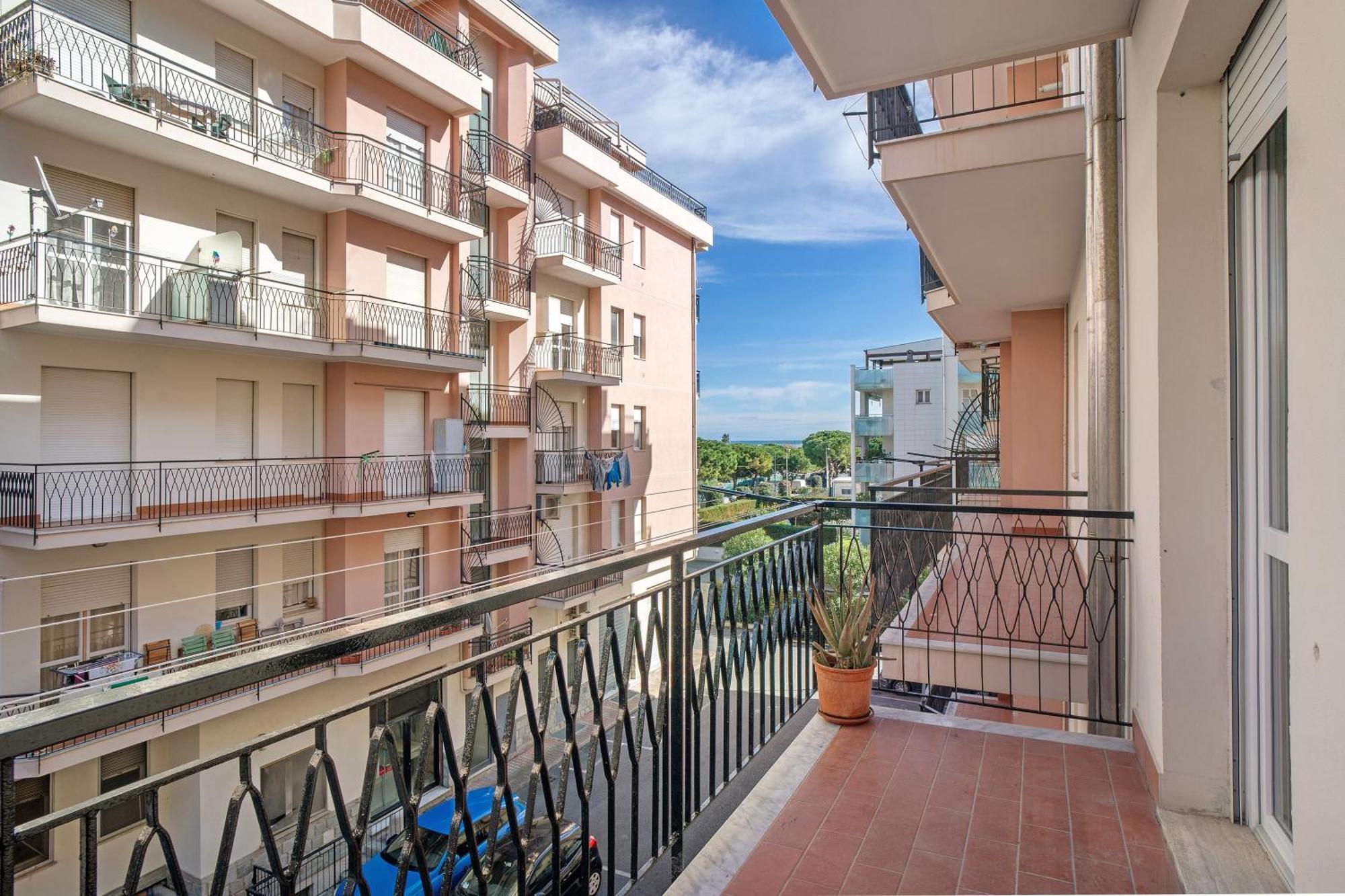 La Casa Dei Nonni Apartment อัลเบงกา ภายนอก รูปภาพ