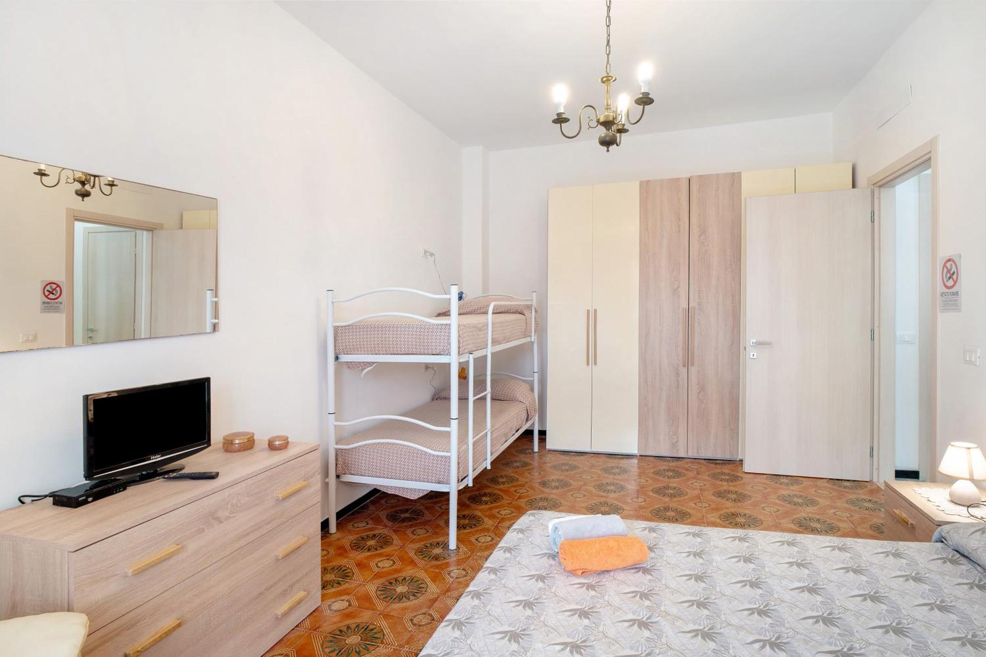 La Casa Dei Nonni Apartment อัลเบงกา ภายนอก รูปภาพ