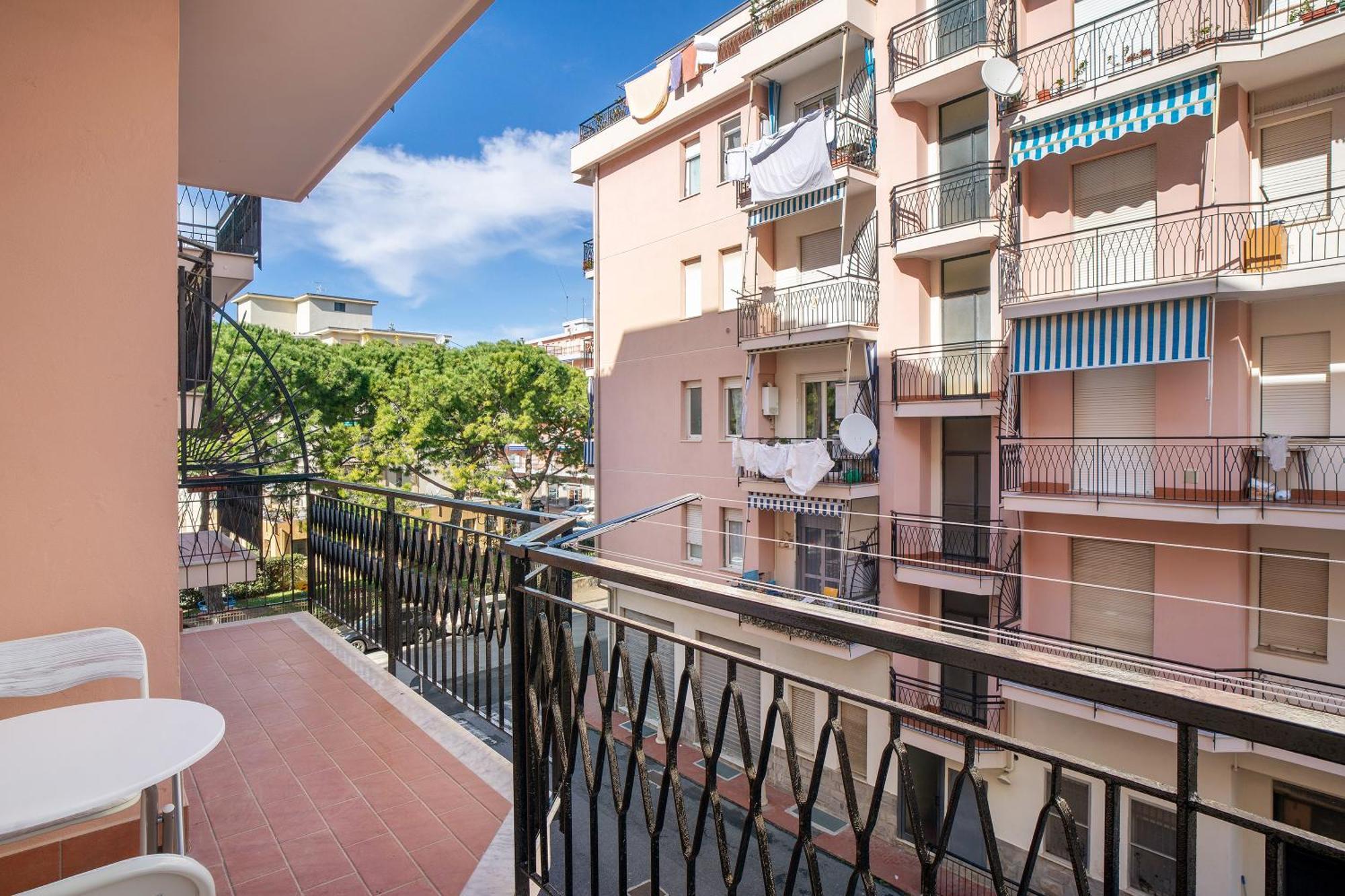 La Casa Dei Nonni Apartment อัลเบงกา ภายนอก รูปภาพ